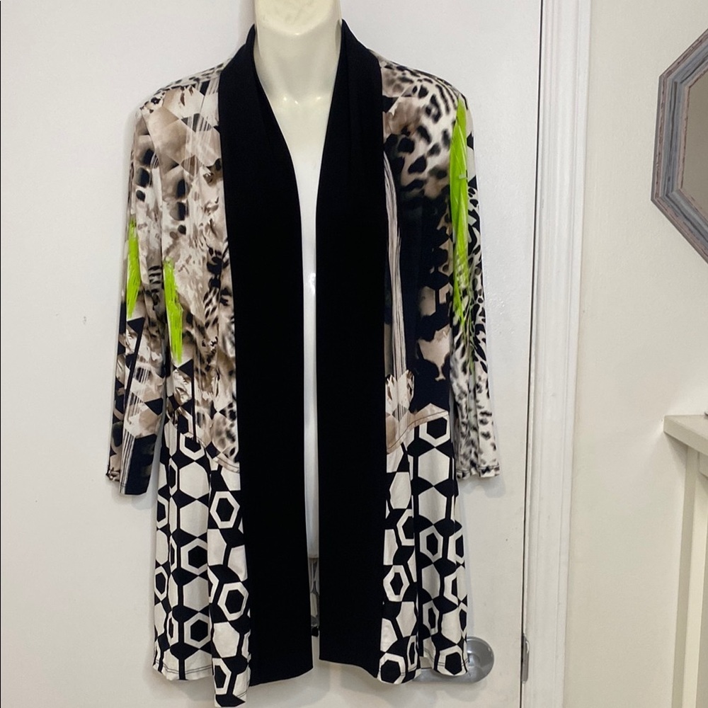 Silky Cardigan byFrank Lyman Black/White/ Green Animal Print Size 8
